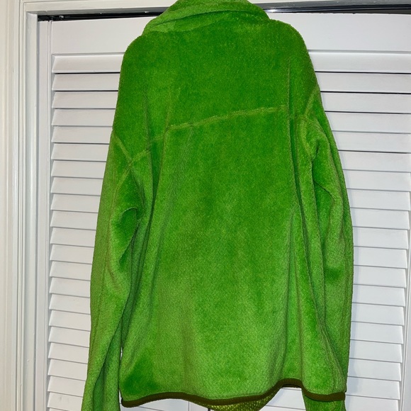 Patagonia Sweatshirt - Picture 2 of 2